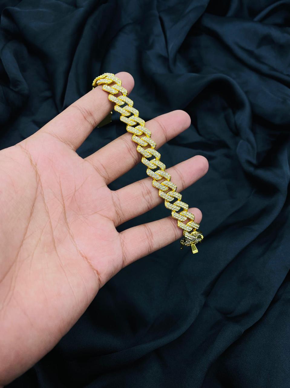 Men’s Power & Attractive Look Bracelet - Precious Mart